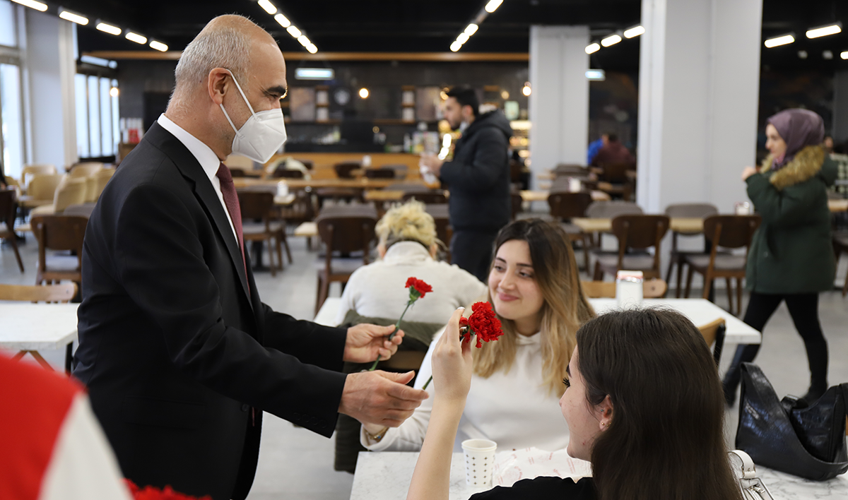 Üniversitemizde '8 Mart Dünya Kadınlar Günü' Kutlandı