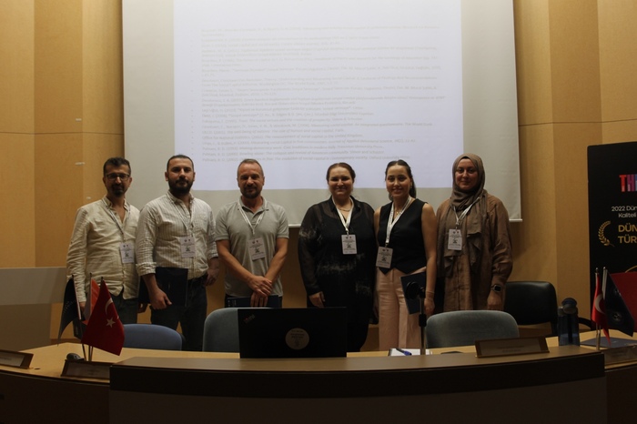 Arş. Gör. Dr. Harun Özalp ve Tuncay Pusat, VII. Uluslararası Yeni Medya Konferansı’nda Bildiri Sundu