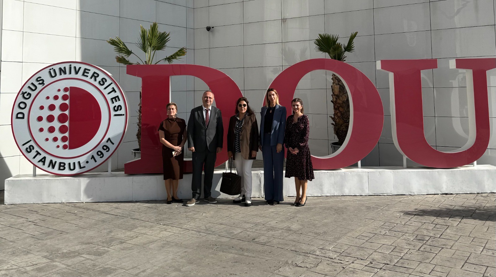 WhatsApp Image 2025-11-25 at 09.25.27